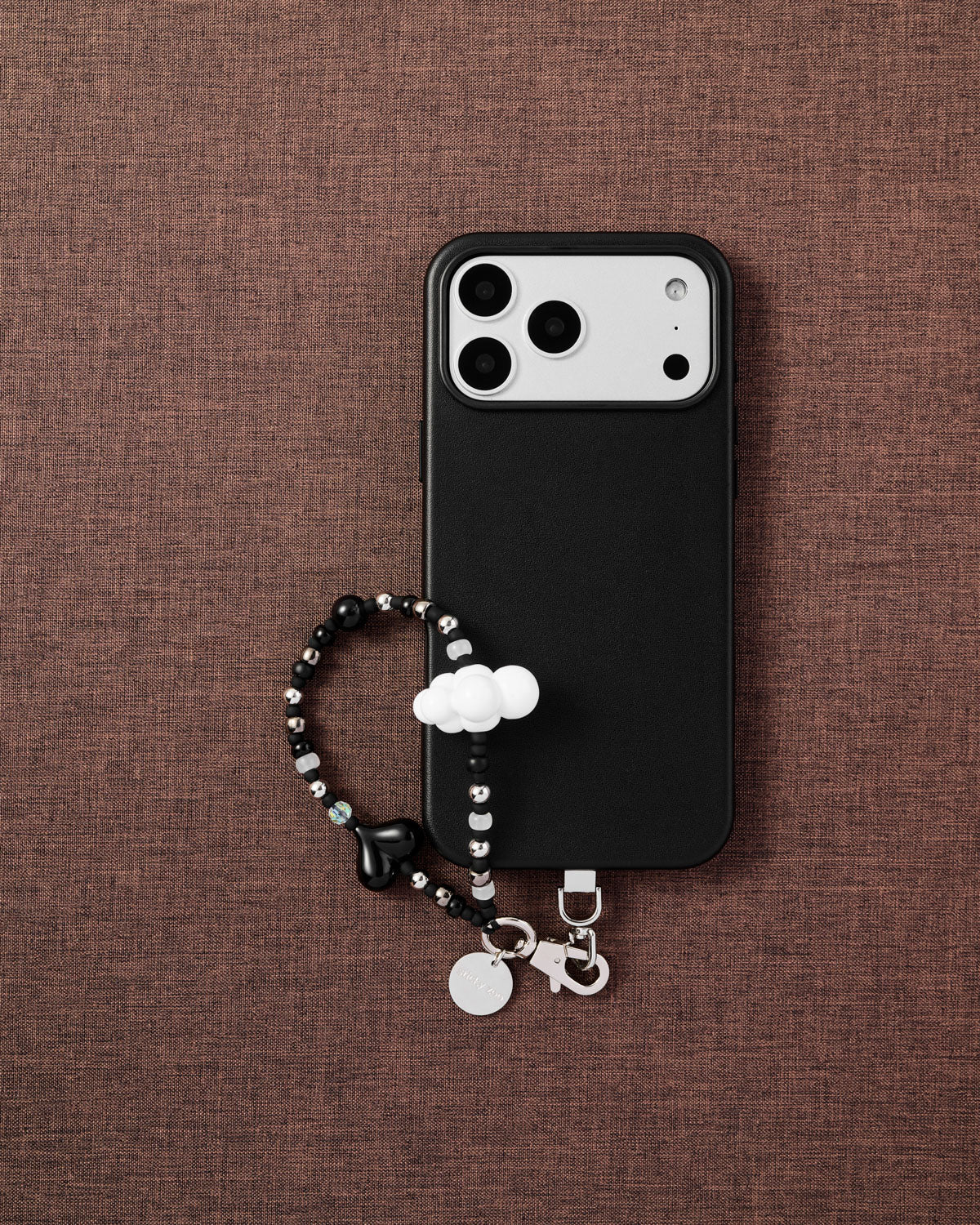 BLACK HEART CLOUD PHONE STRAP