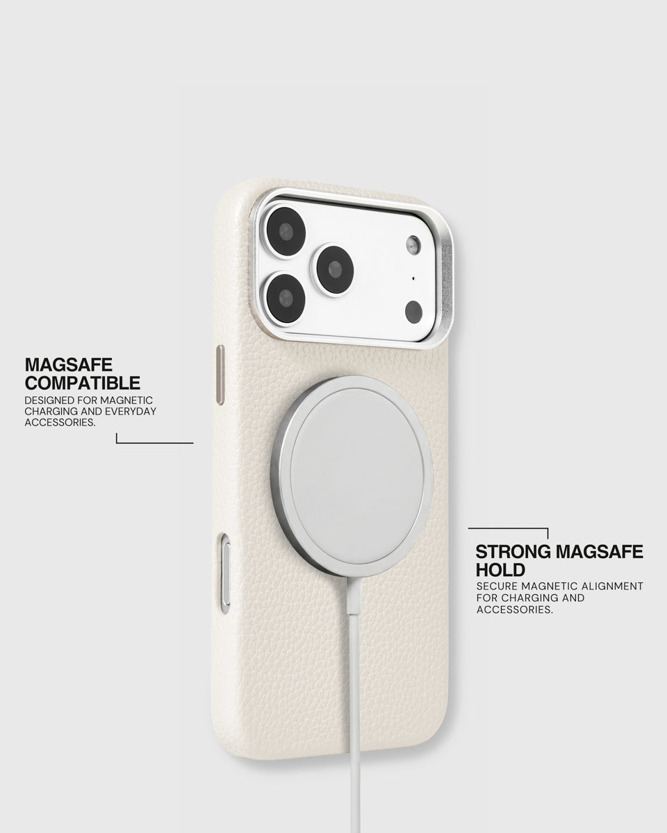 MOUNTAIN CHARM CASE