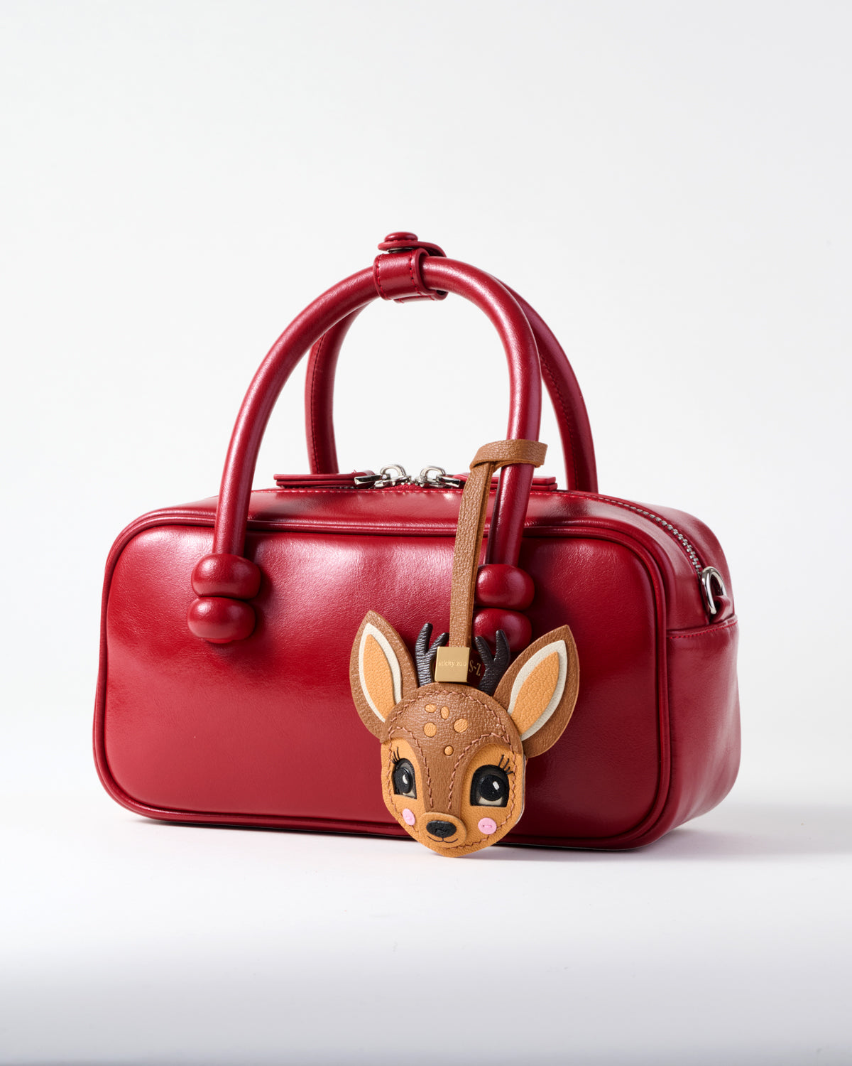 THE CHRISTMAS DEER CHARM