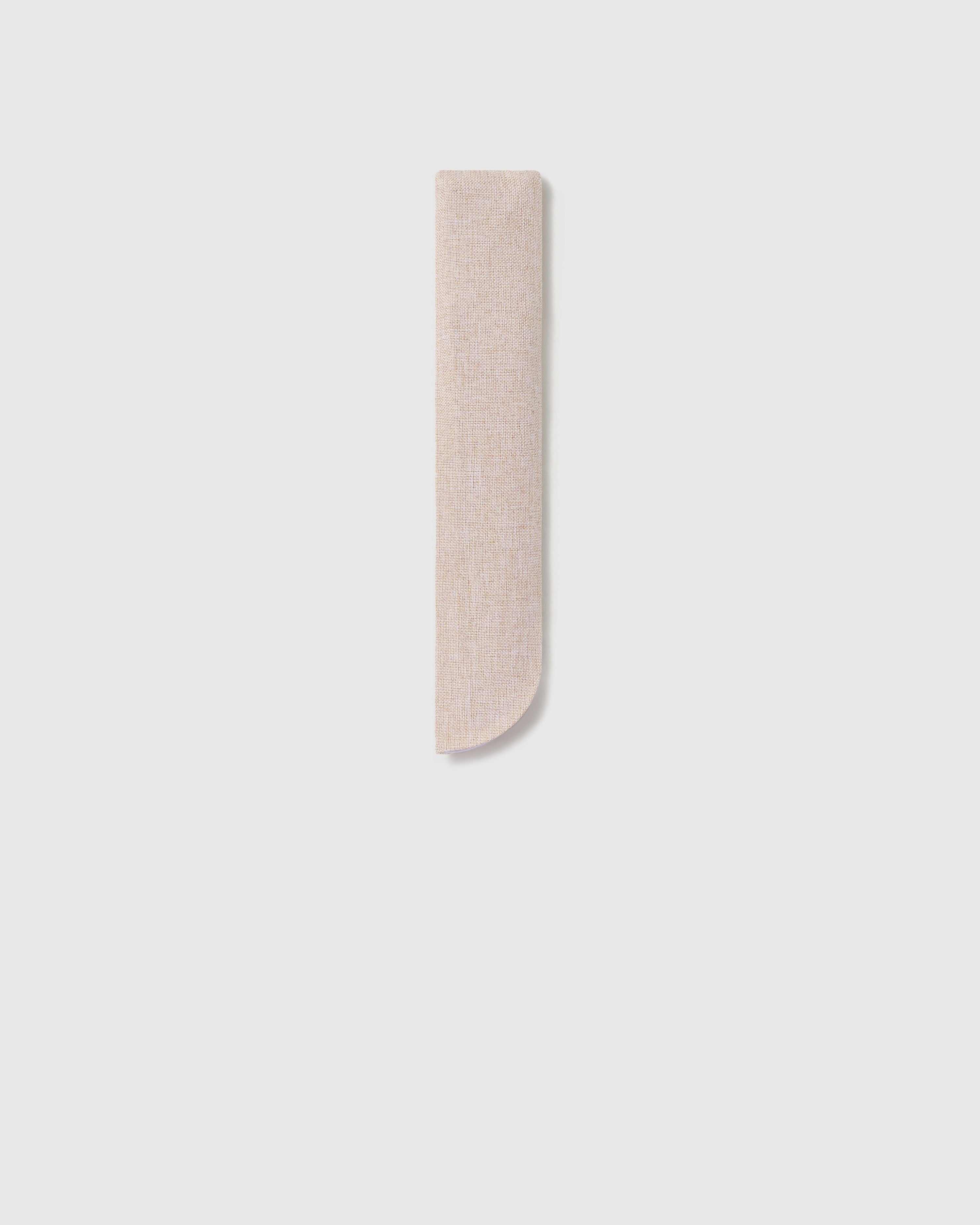 Folding hand fan dimensions showing 39 cm open and 21.5 cm closed