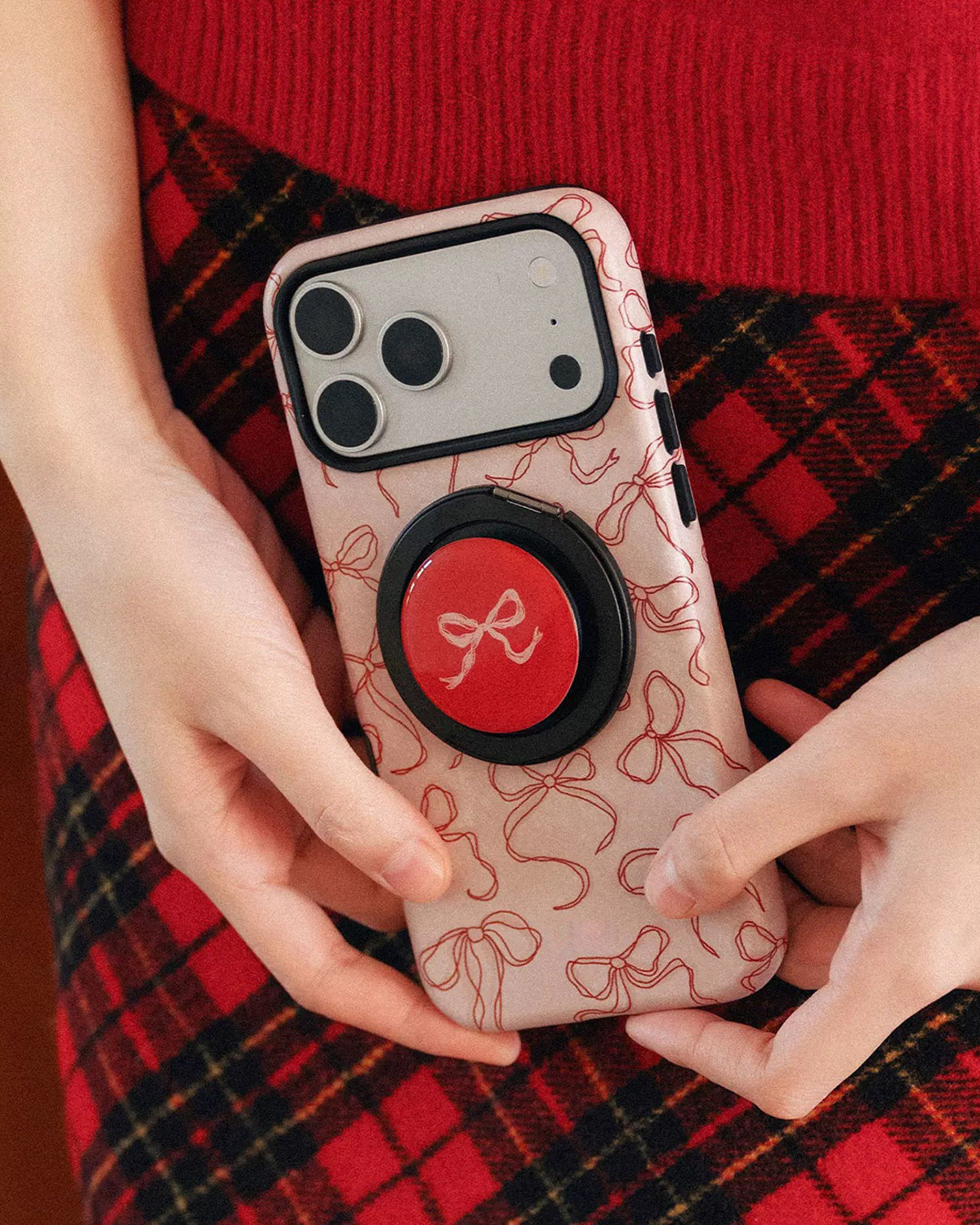 SCARLET BOW MAGSAFE PHONE CASE