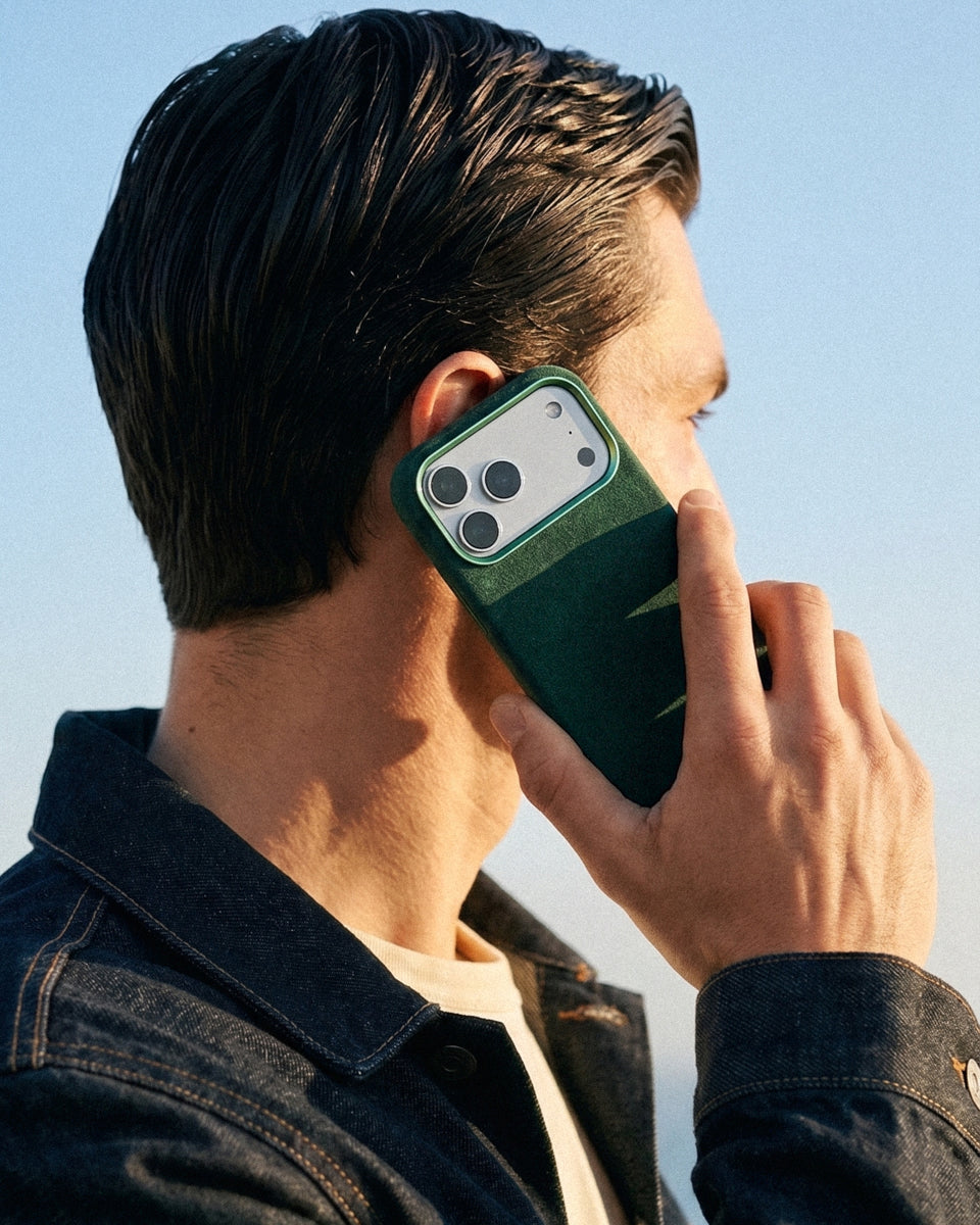 ALCANTARA PHONE CASE — EVERGREEN