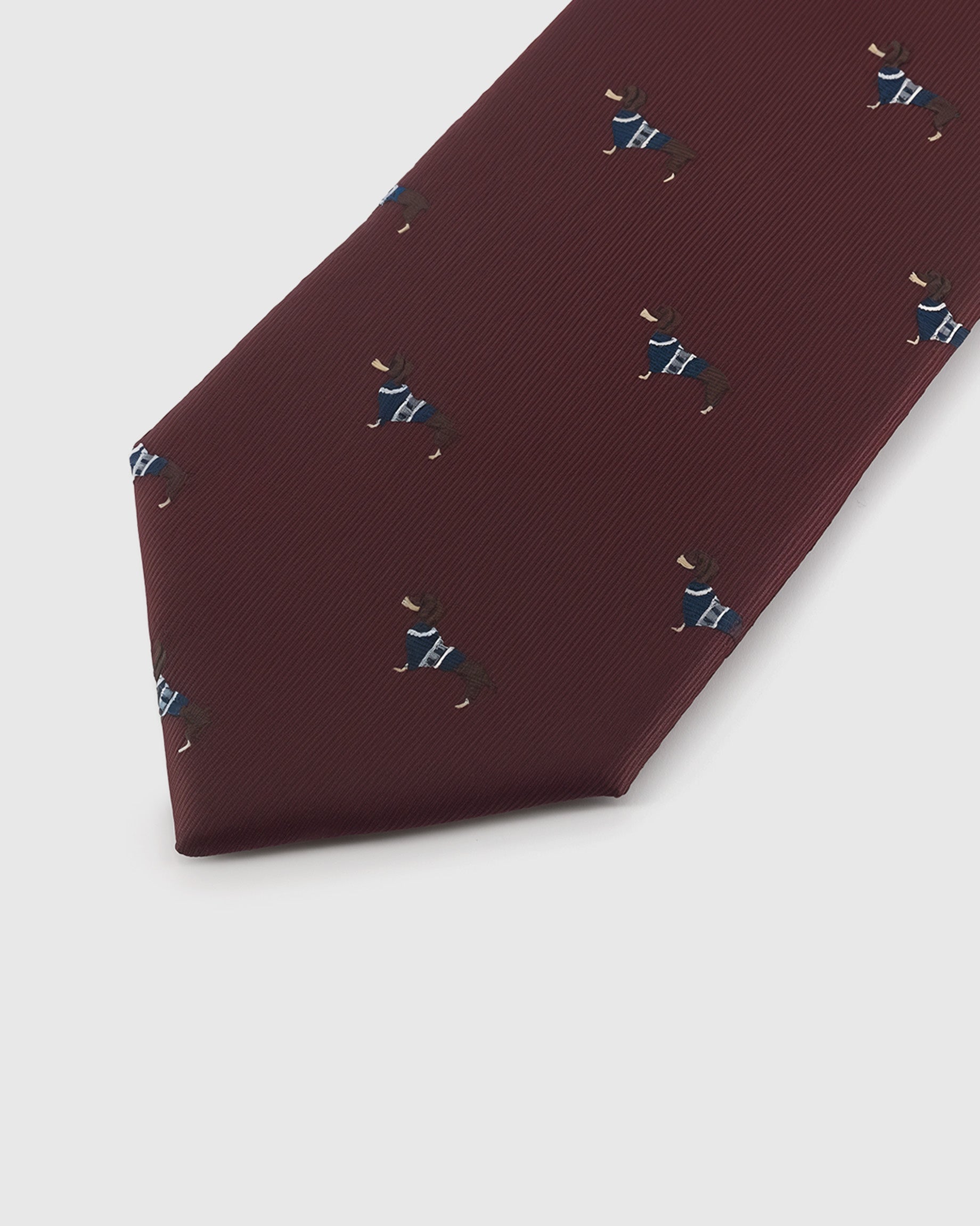 BURGUNDY HOUND TIE